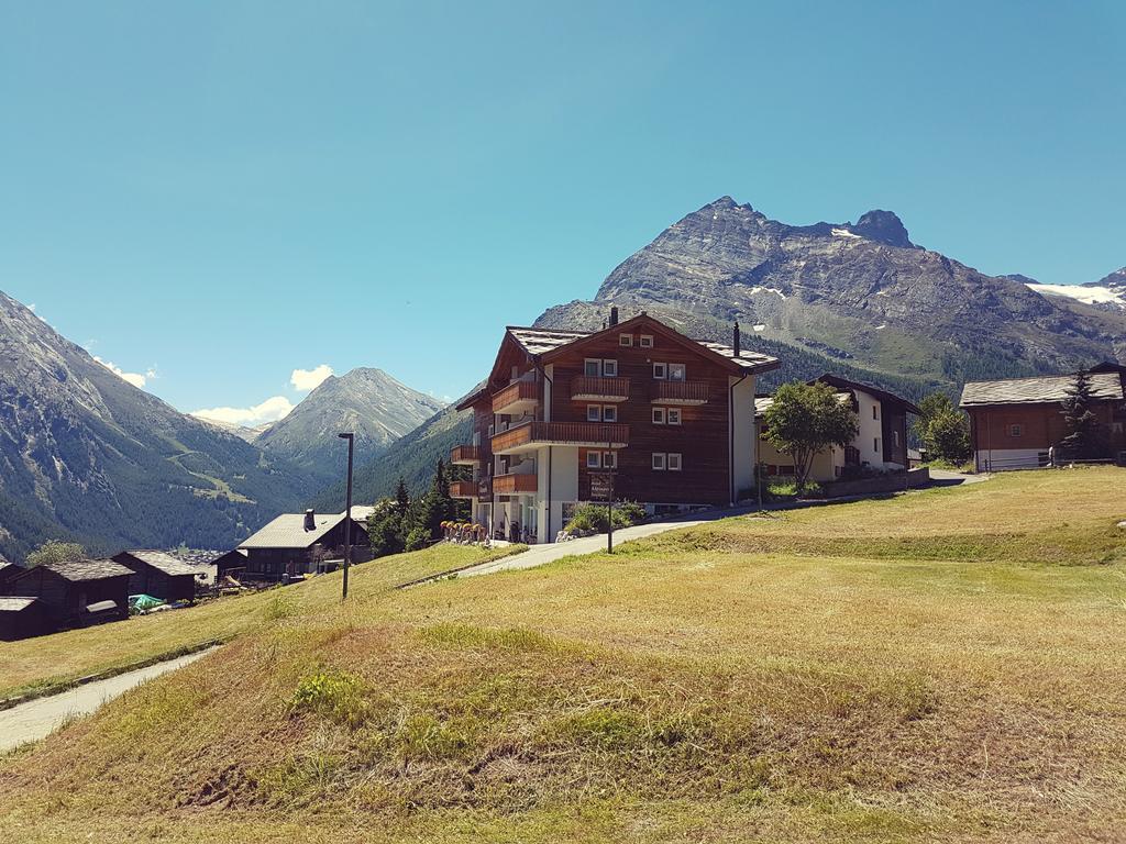 Hotel Alpenperle Saas-Fee Luaran gambar