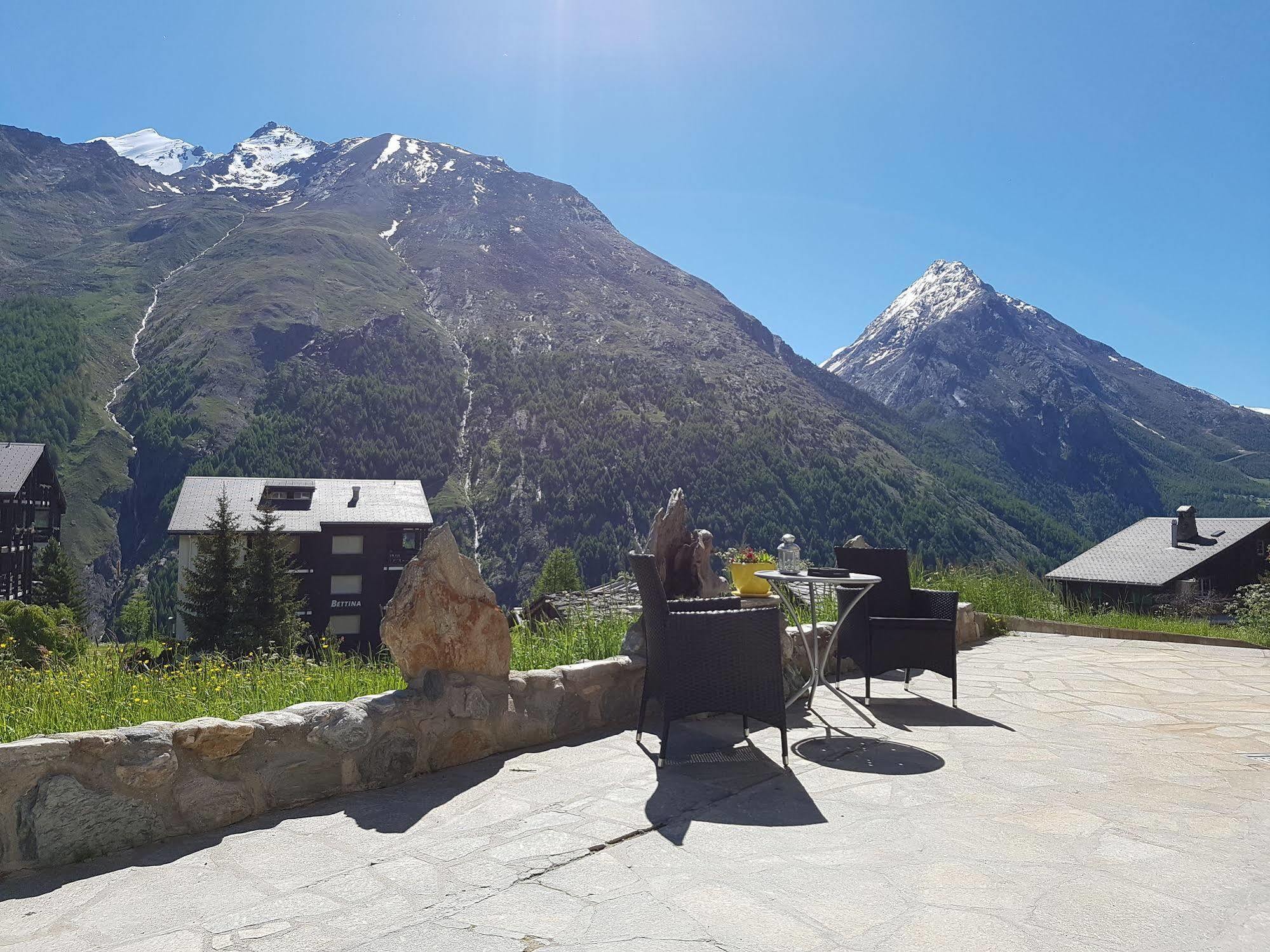 Hotel Alpenperle Saas-Fee Luaran gambar